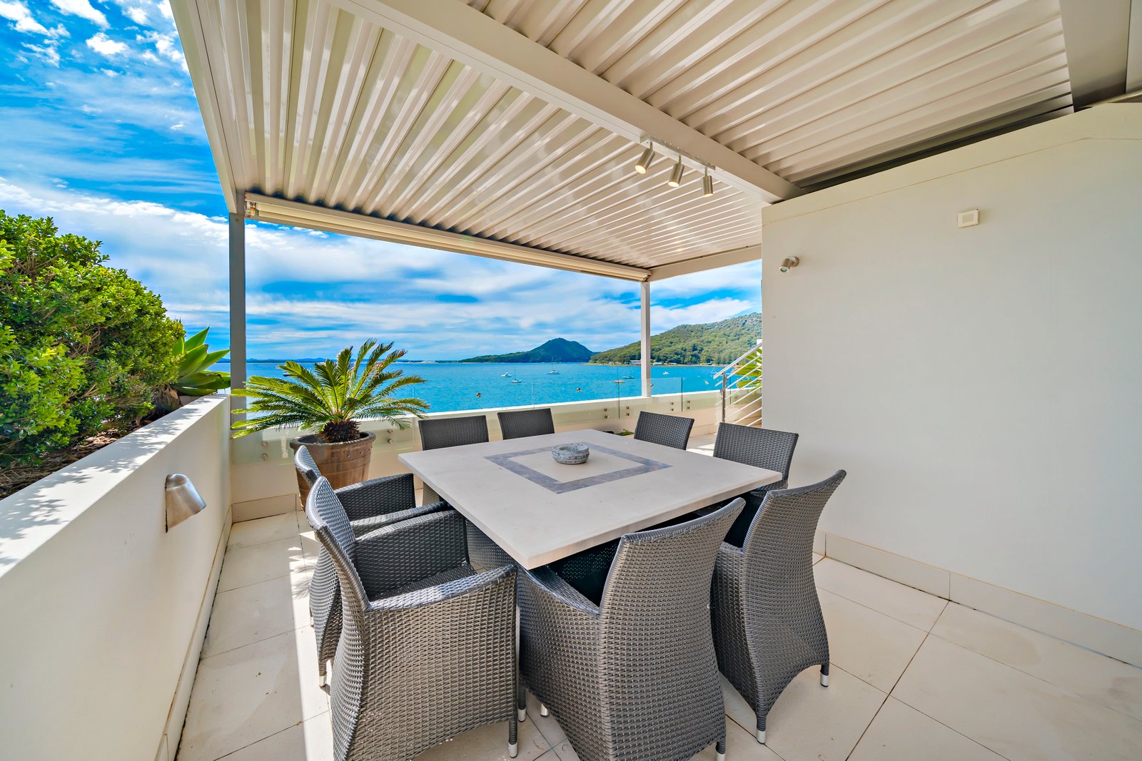 9/59 Shoal Bay Road SHOAL BAY 25