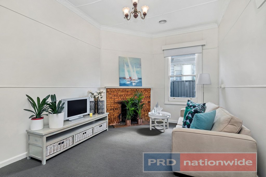 95A Grant Street SEBASTOPOL 4