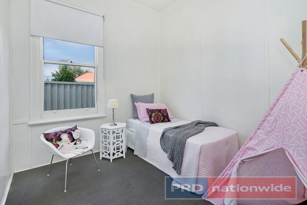 95A Grant Street SEBASTOPOL 6