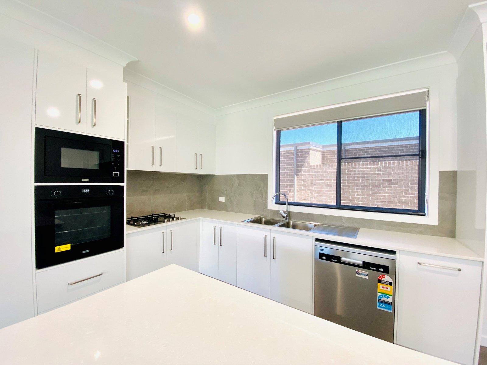9/6 Ainslie Place TAMWORTH 5