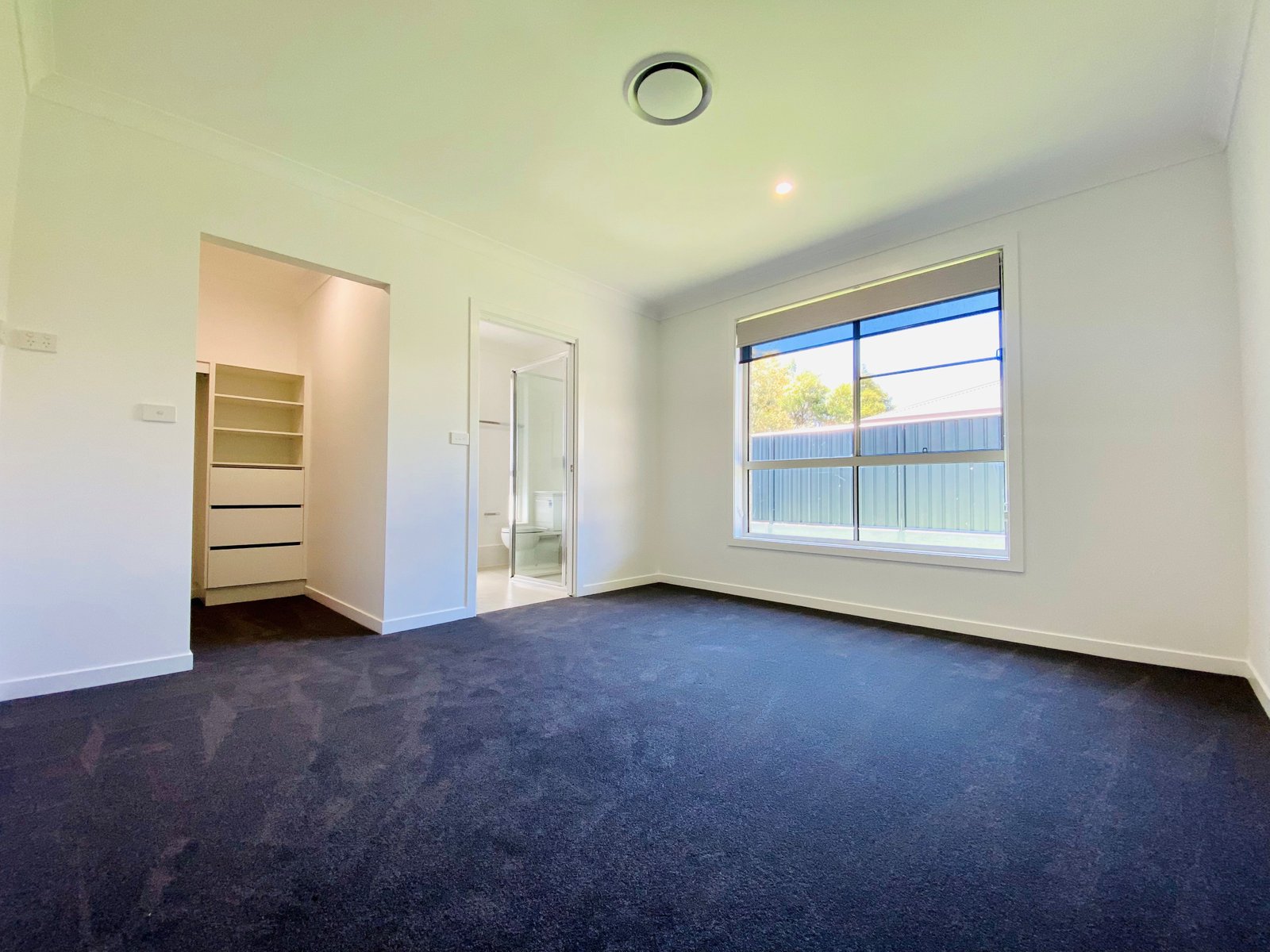 9/6 Ainslie Place TAMWORTH 7
