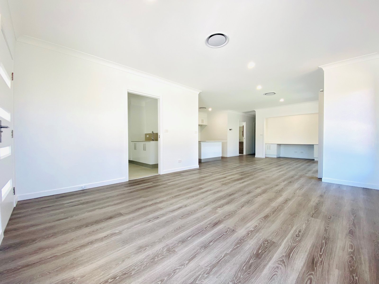 9/6 Ainslie Place TAMWORTH 13