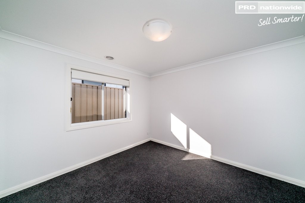 96 Barmedman Avenue GOBBAGOMBALIN 11