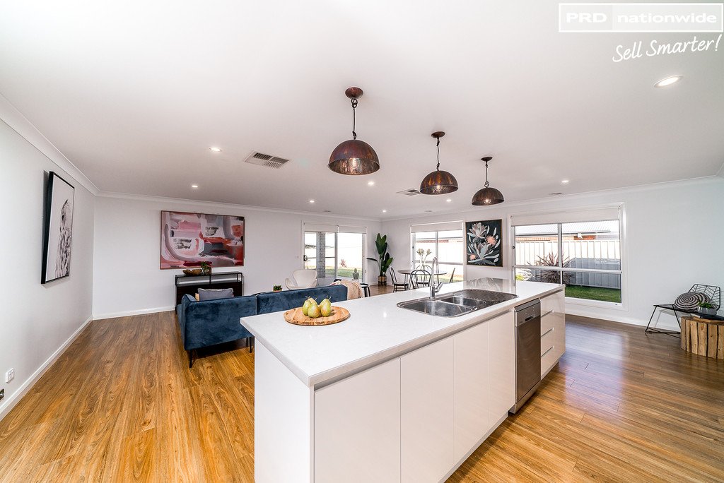 96 Barmedman Avenue GOBBAGOMBALIN 12