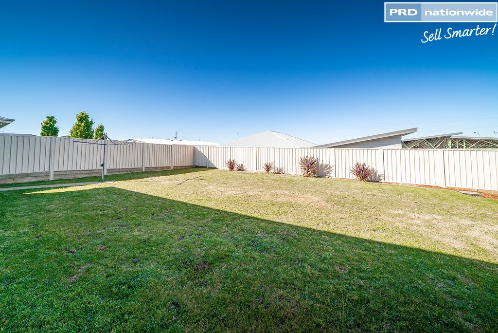 96 Barmedman Avenue GOBBAGOMBALIN 14