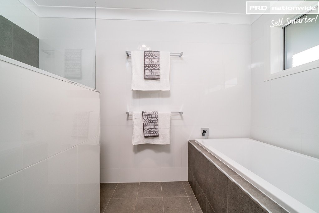 96 Barmedman Avenue GOBBAGOMBALIN 16