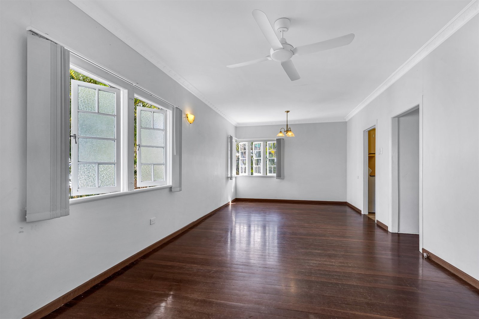 96 Bayview Terrace WAVELL HEIGHTS 3