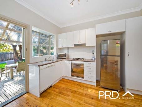 96 Bransgrove Rd  REVESBY 3