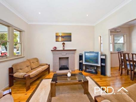 96 Bransgrove Rd  REVESBY 4