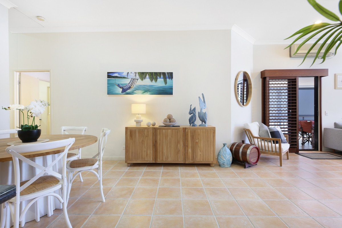 9/6 Burrabee Street Burleigh Heads 6