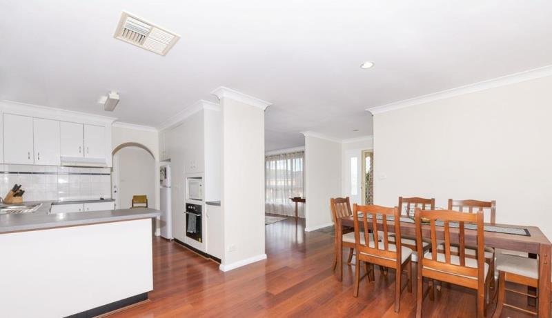 96 Edward Street TAMWORTH 2