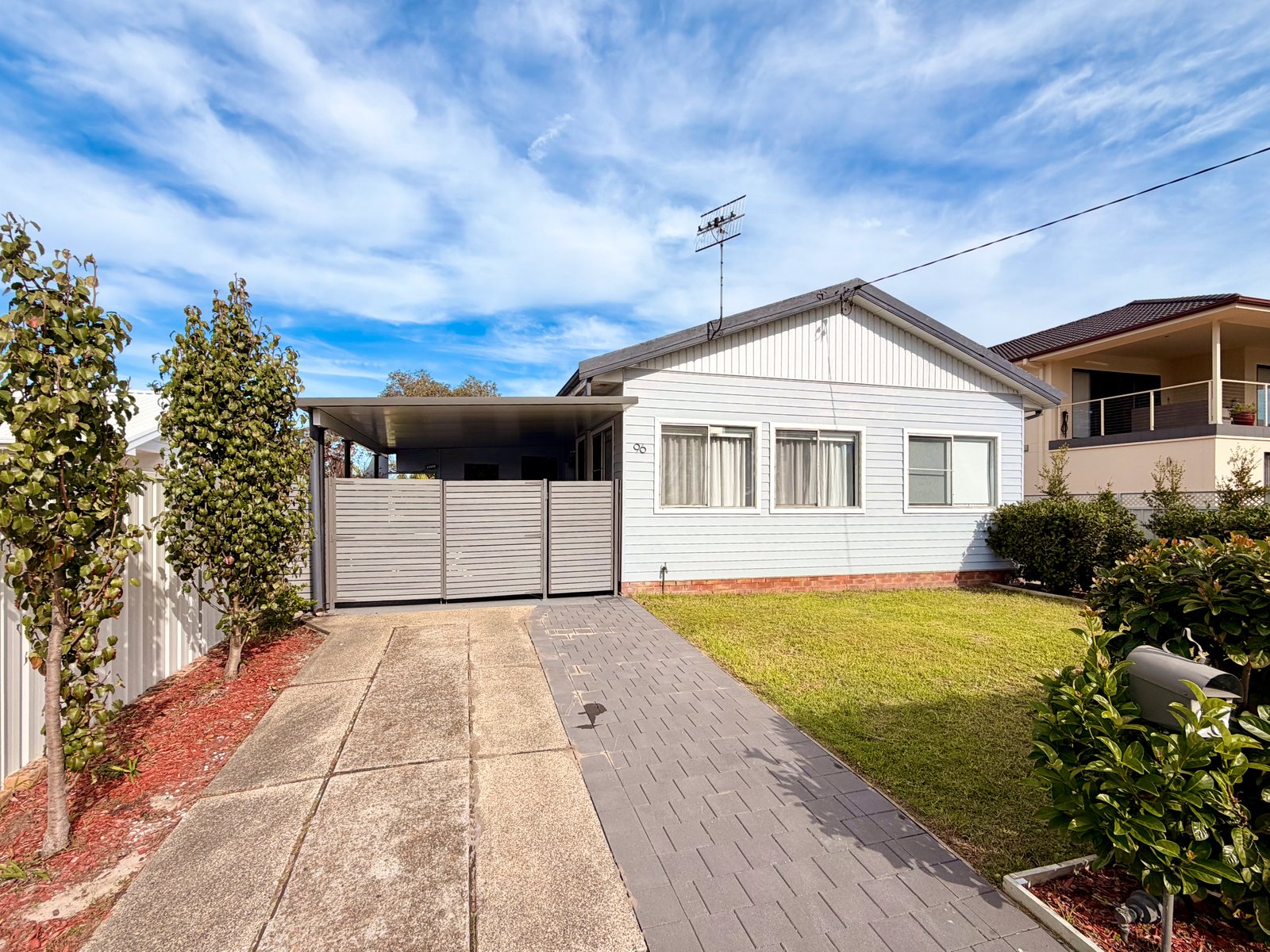 96 Foreshore Drive SALAMANDER BAY 1