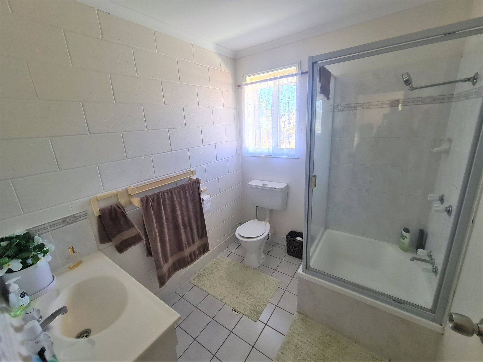 9/6 HAMPTON Drive TANNUM SANDS 11