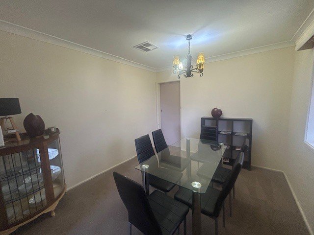 96 Hillvue Road TAMWORTH 5