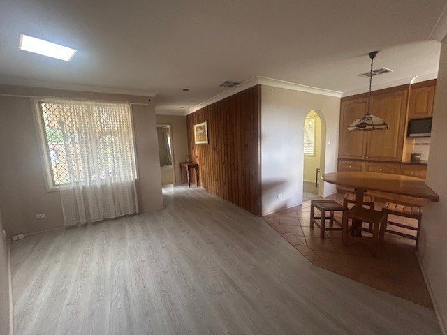 96 Hillvue Road TAMWORTH 7