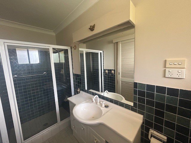 96 Hillvue Road TAMWORTH 11