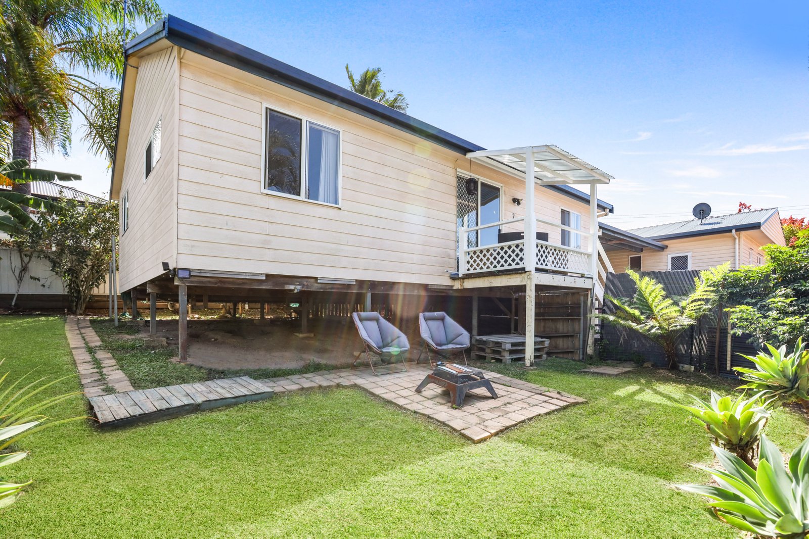 96 Johnston Street SOUTHPORT 9