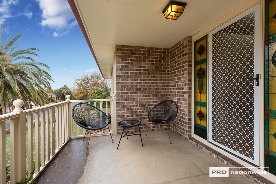 96 Lemon Gums Drive TAMWORTH 3