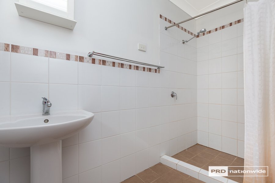 96 Lemon Gums Drive TAMWORTH 14