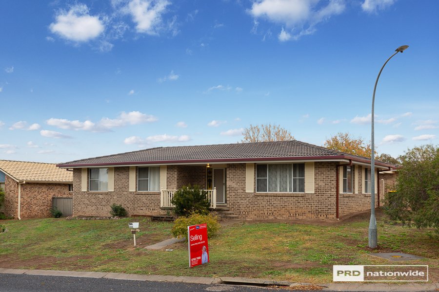 96 Lemon Gums Drive TAMWORTH 21