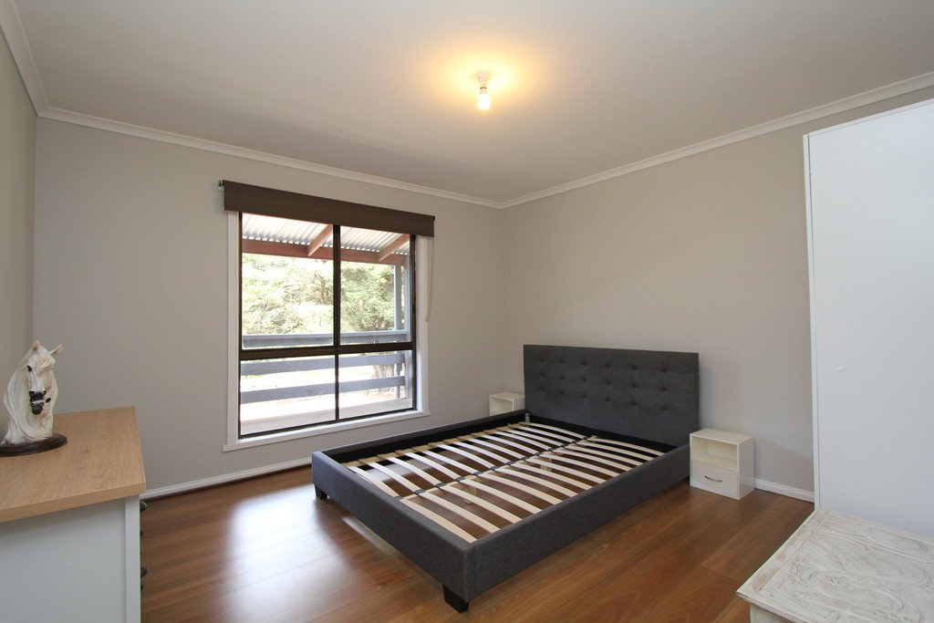 96 Main Road MOUNT EGERTON 12