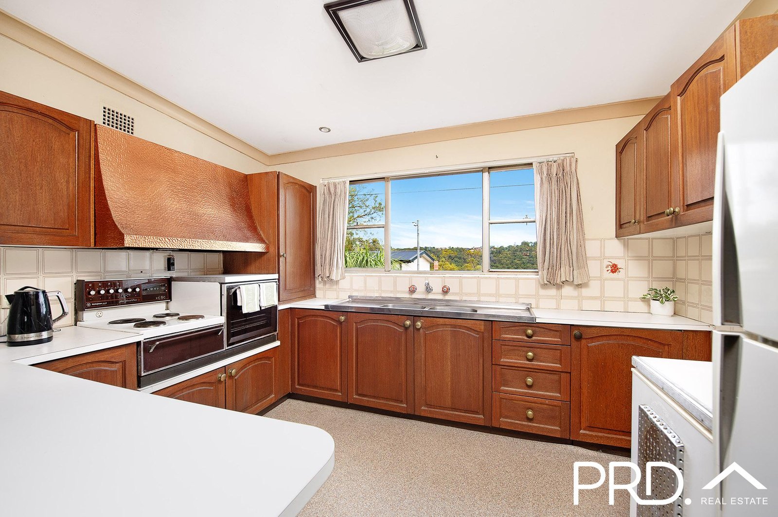 96 Moons Avenue LUGARNO 4