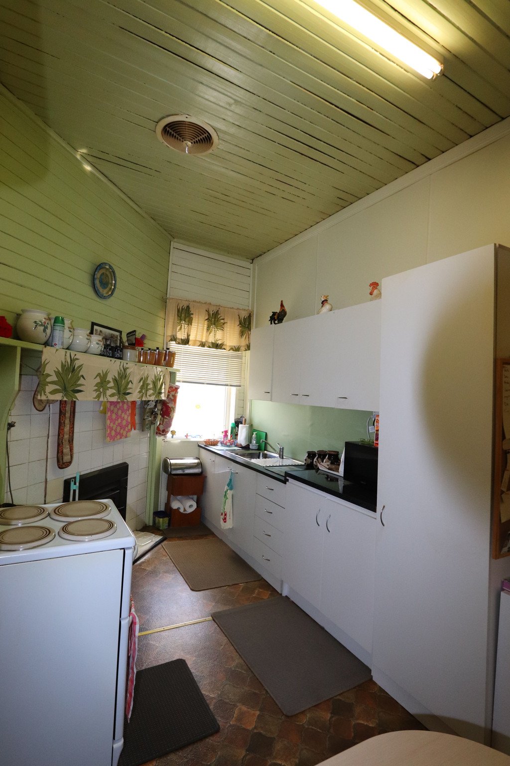96 Murray Street TUMBARUMBA 7
