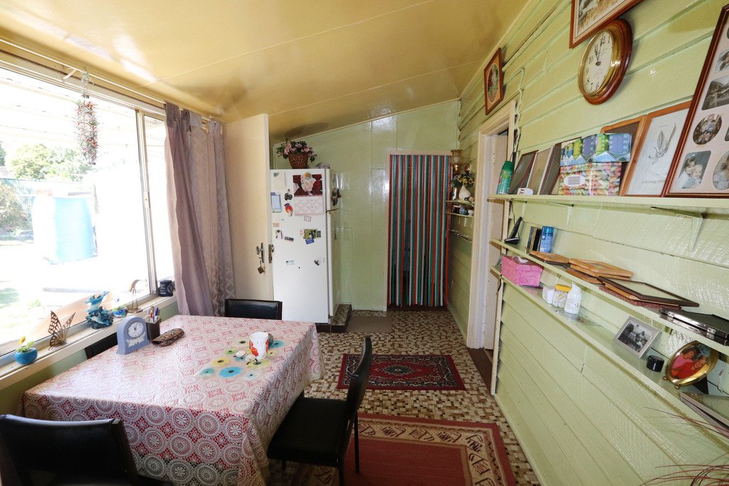 96 Murray Street TUMBARUMBA 11