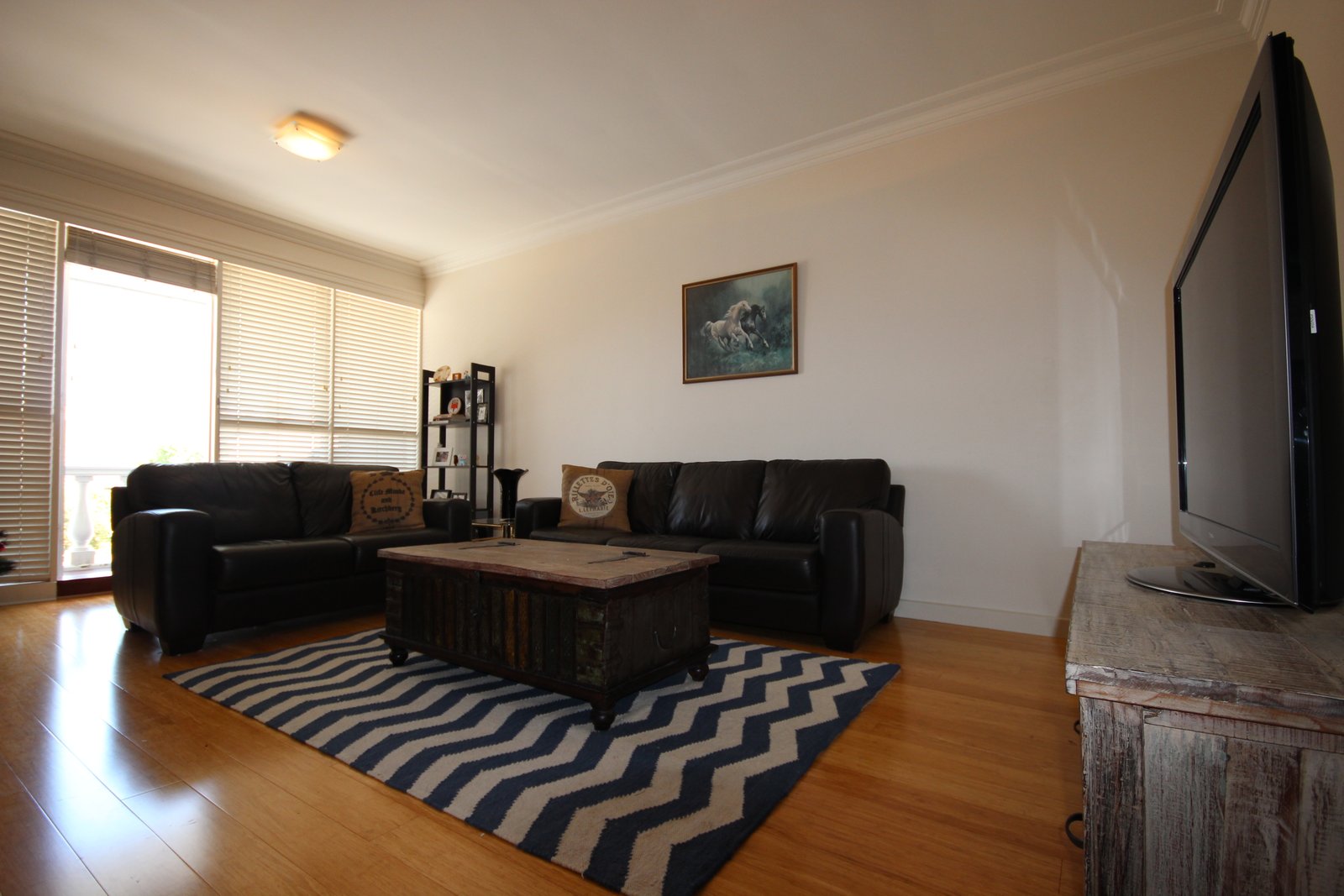 Gallery: 9/6 Ormond Road