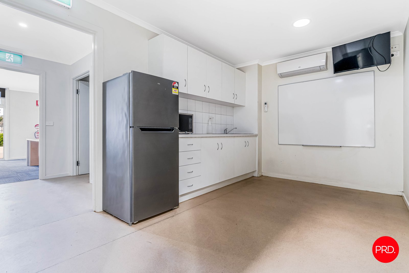 96 Rowena Street EAST BENDIGO 14