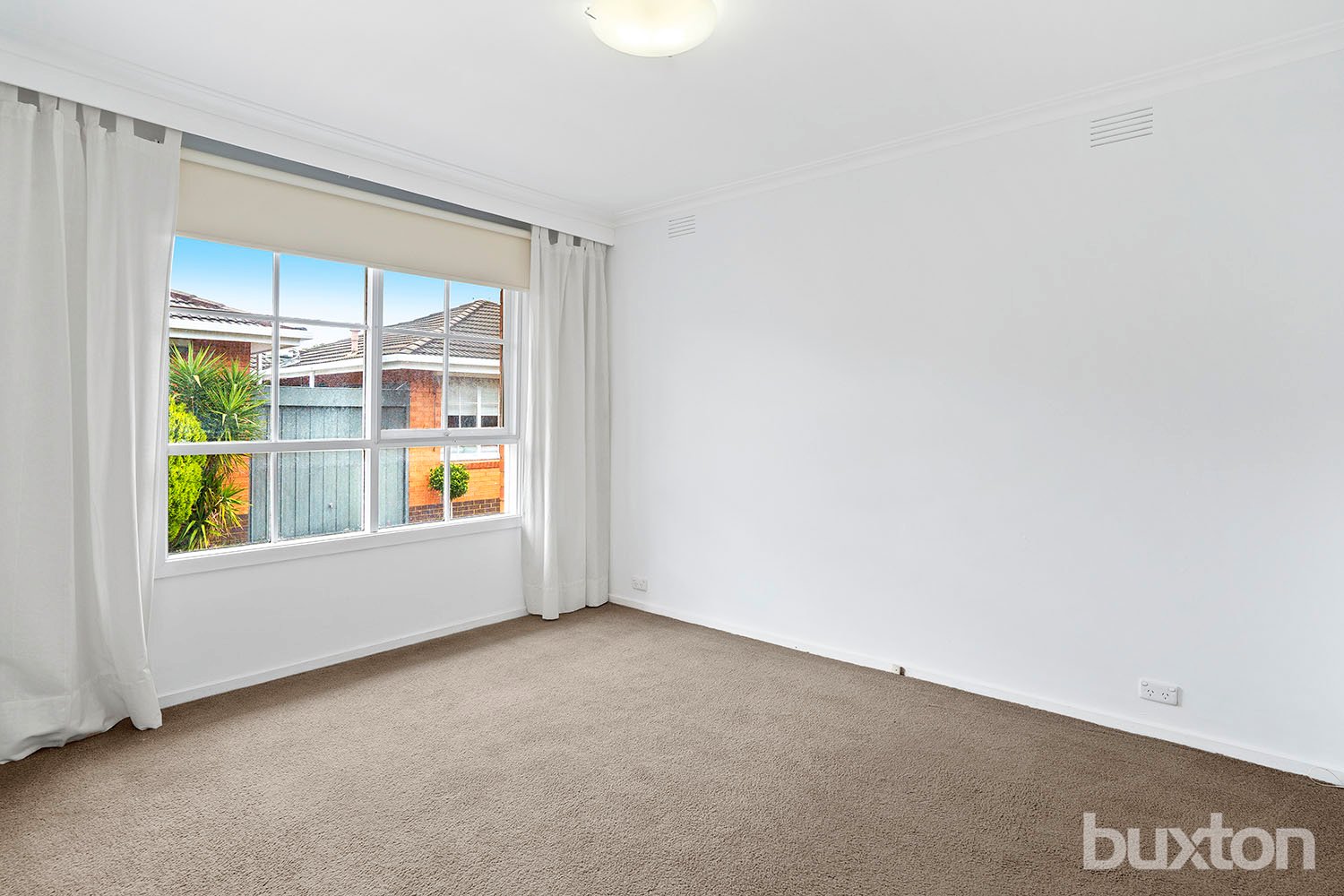 Gallery: 9/6 Thistle Grove
