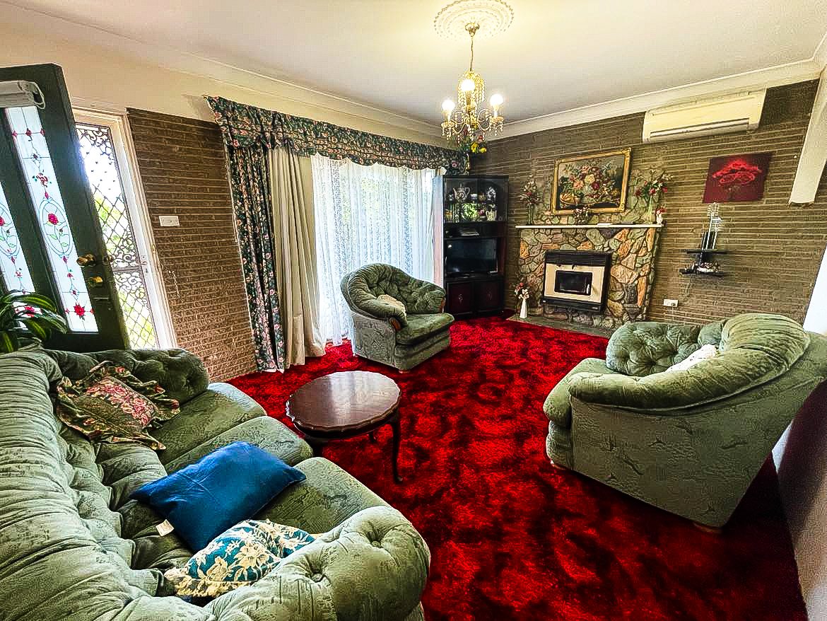 96 Winton Street TUMBARUMBA 4