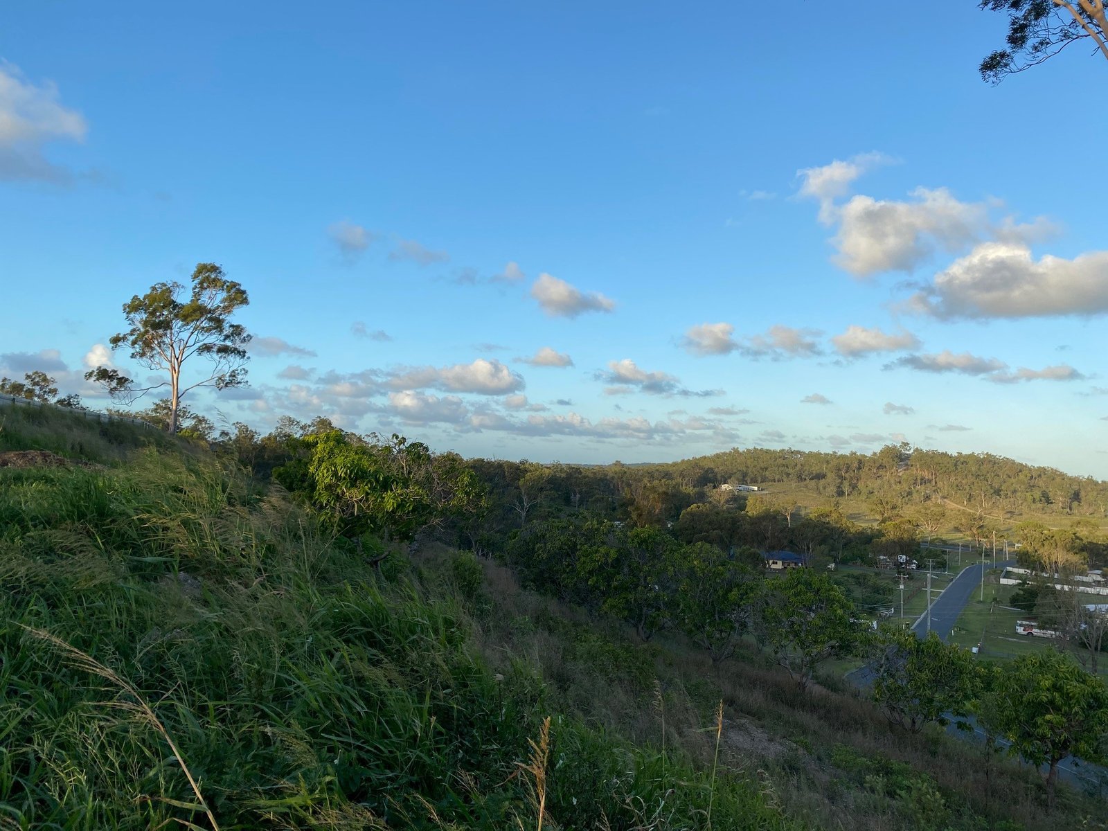 96 YALKARRA Crescent WURDONG HEIGHTS 3