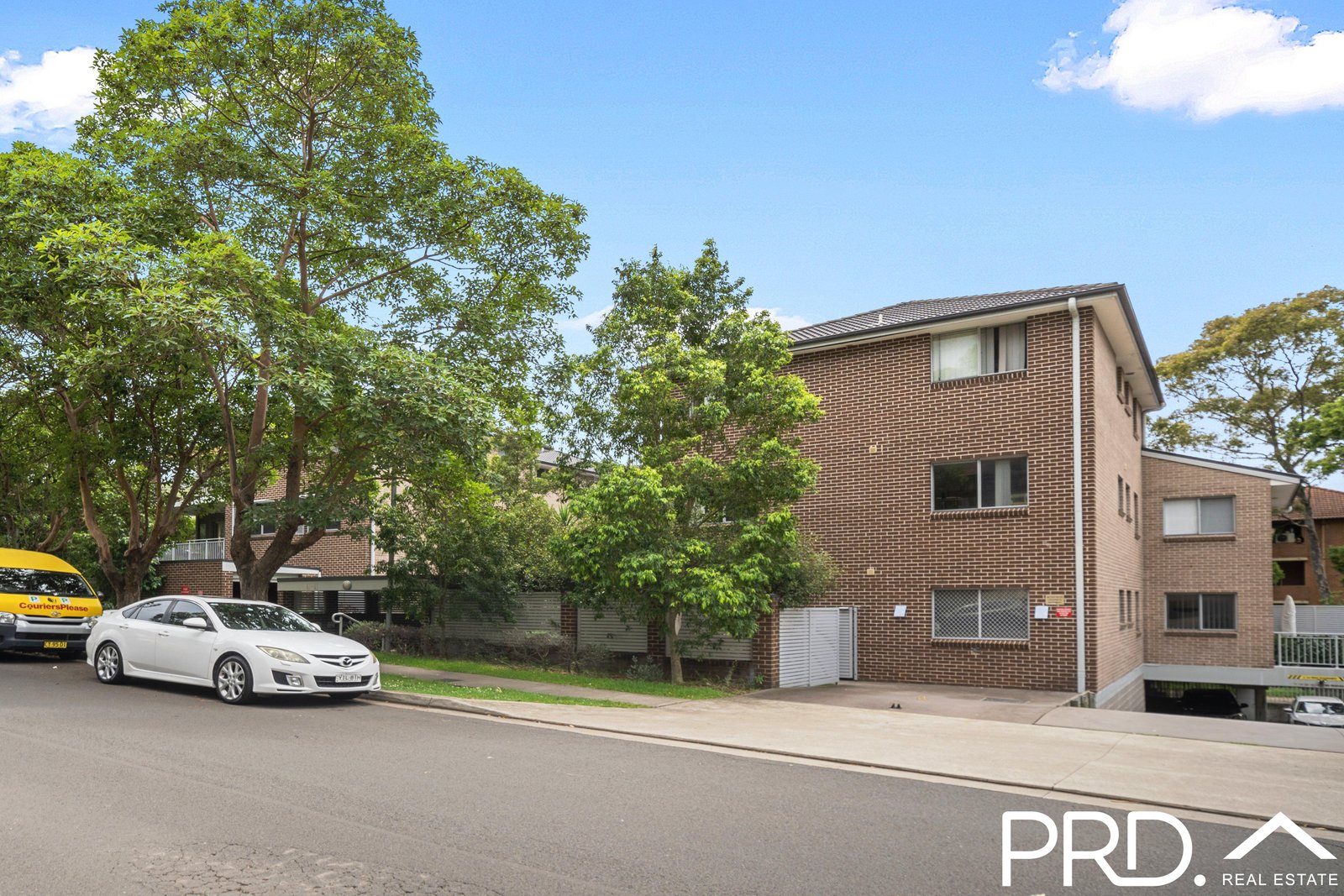 9/61-65 Cairds Avenue BANKSTOWN 2