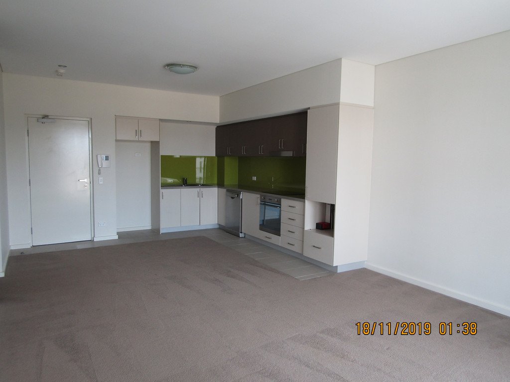 96/10 Sleeper Lane COCKBURN CENTRAL 4