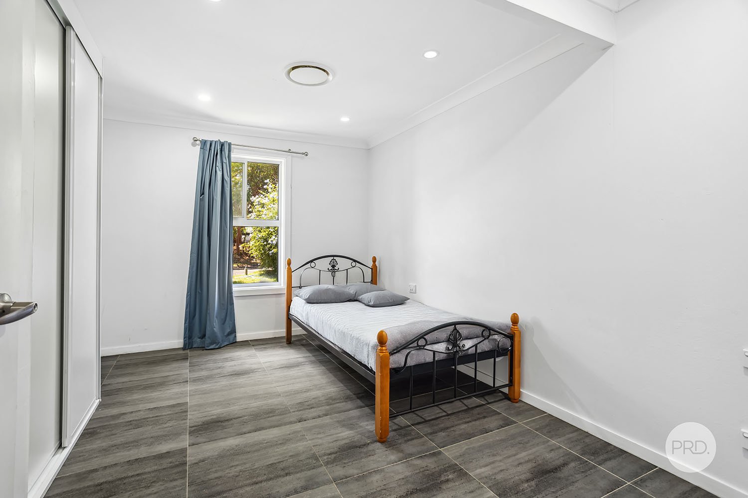 962 Forest Road LUGARNO 4