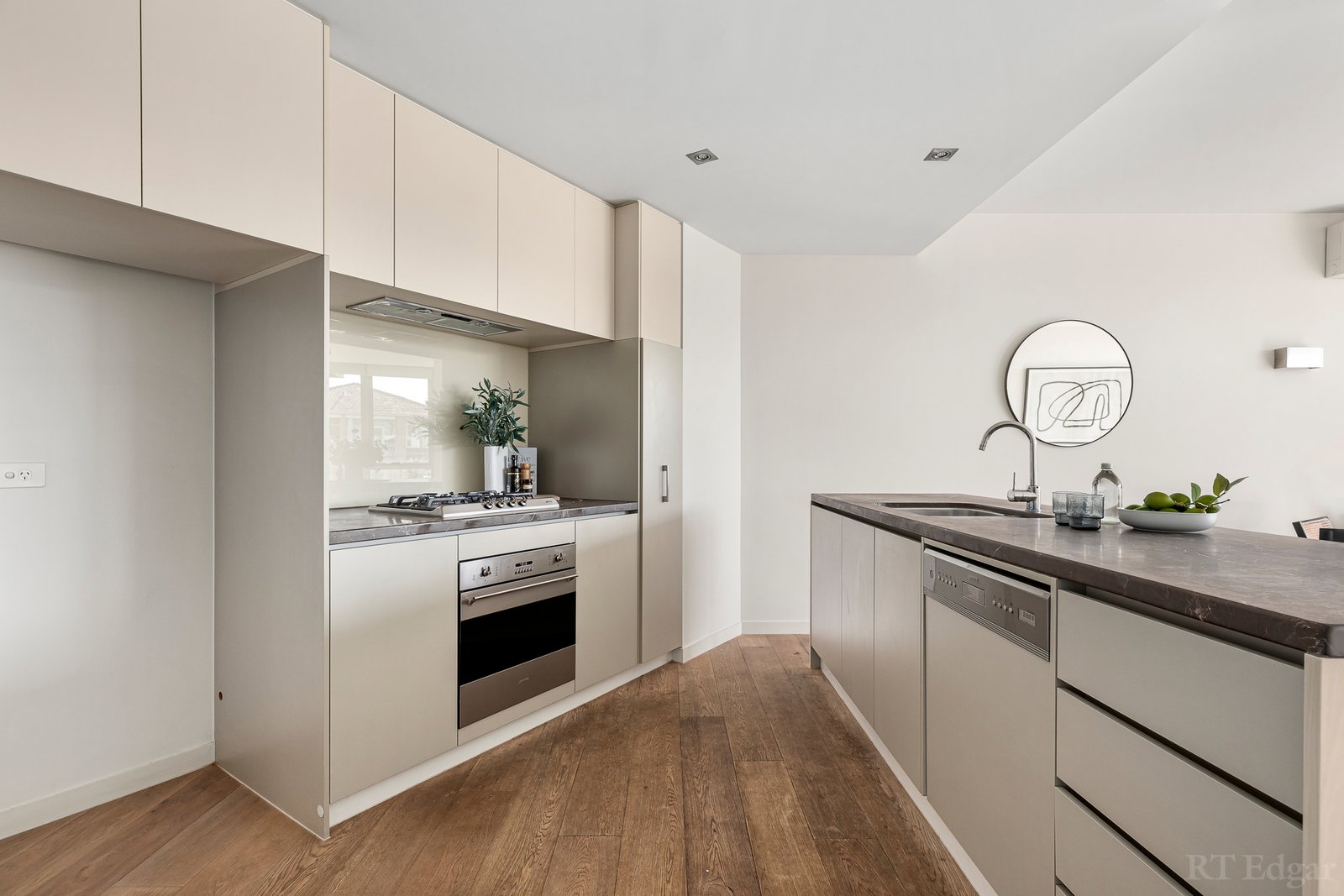 Real Estate and Property in 9/646 Malvern Road, Prahran, VIC