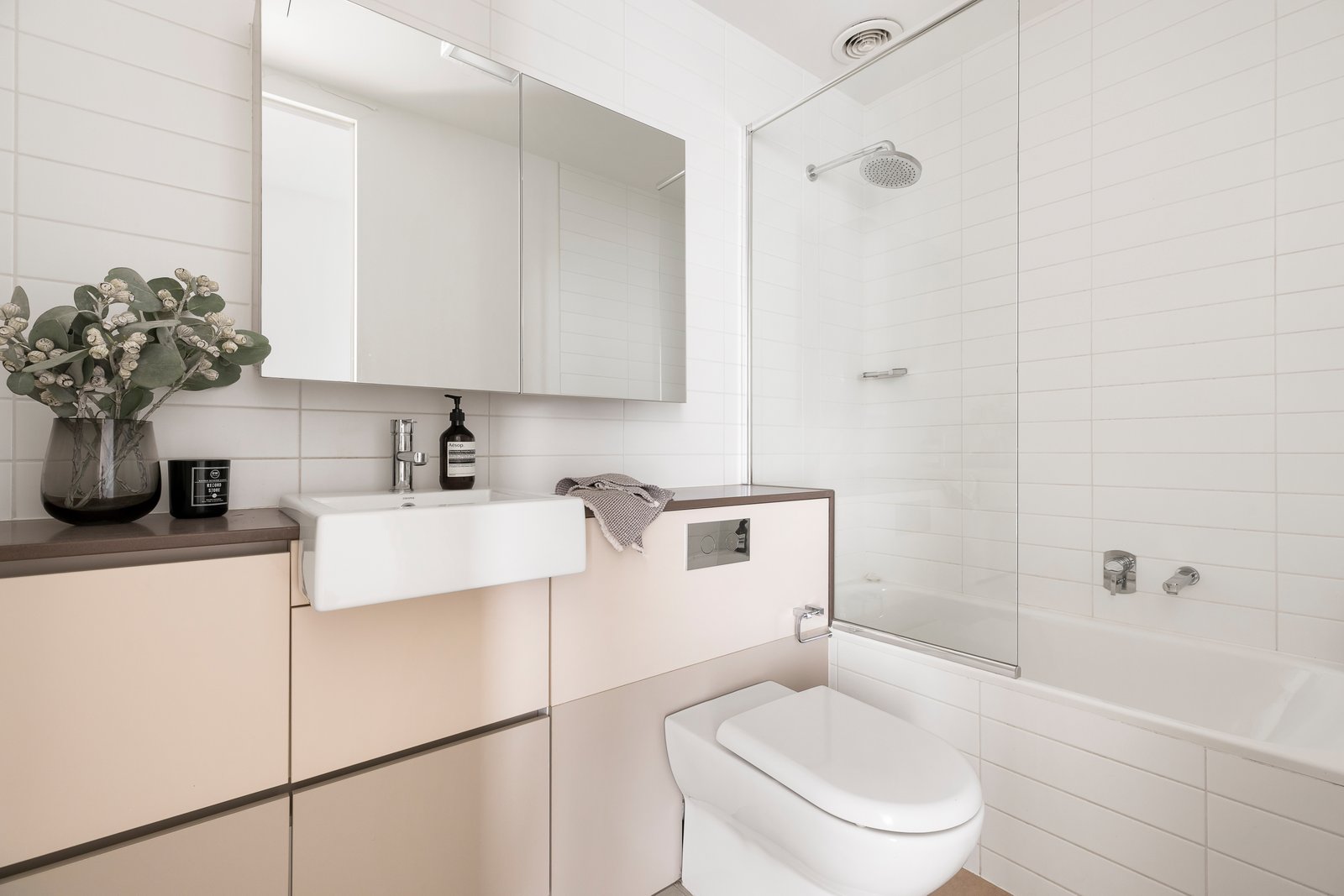 Real Estate and Property in 9/646 Malvern Road, Prahran, VIC