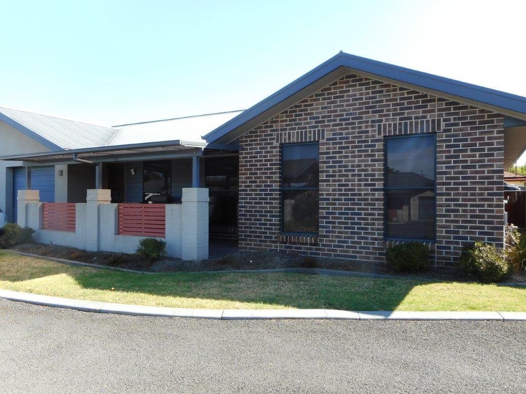9/65 Broughton Street TUMUT 1
