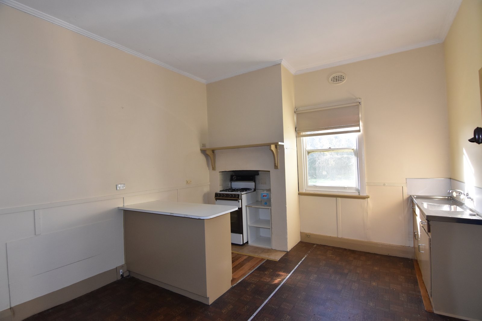 Gallery: 965 Hamilton Highway