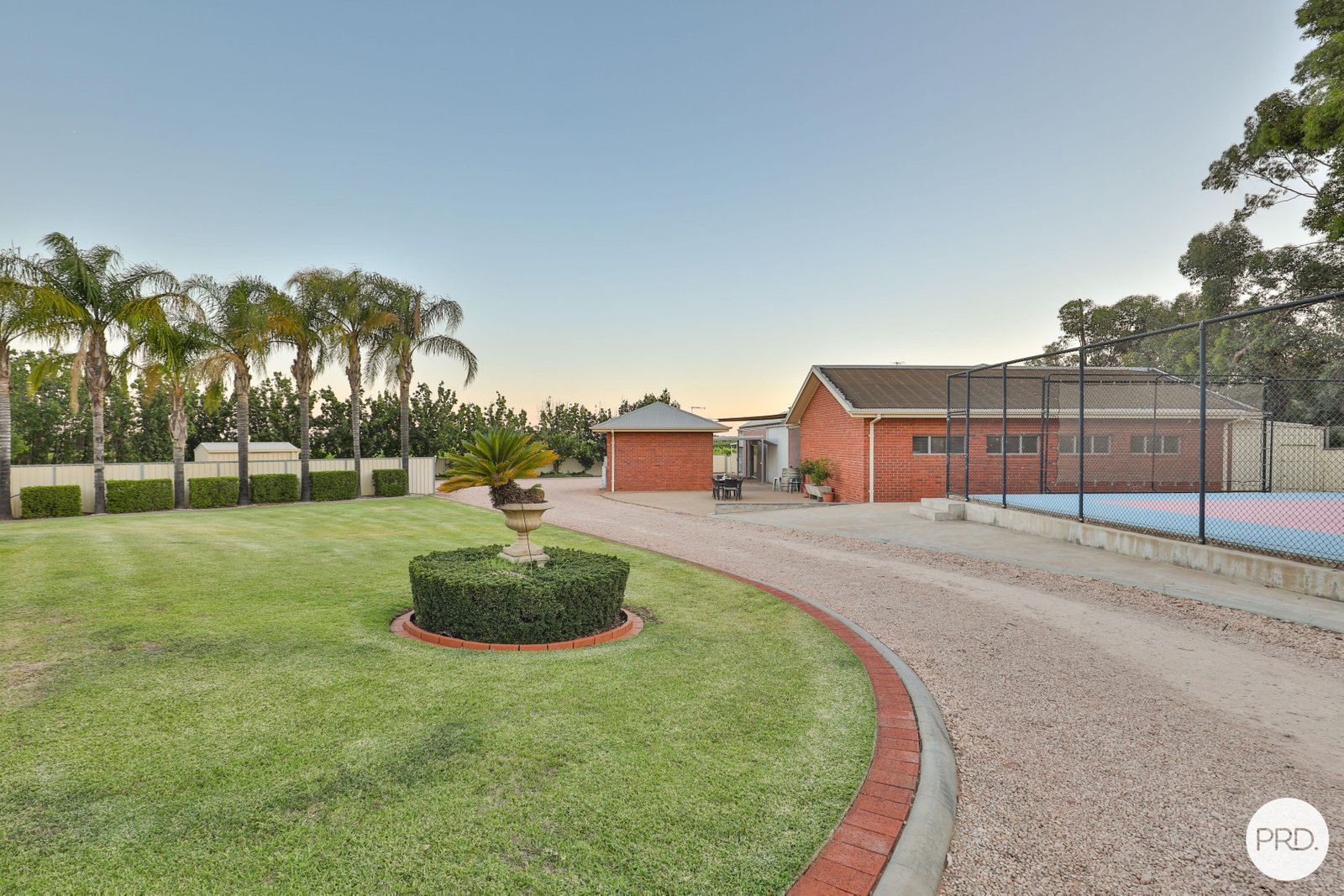 967 Cureton Avenue IRYMPLE 4