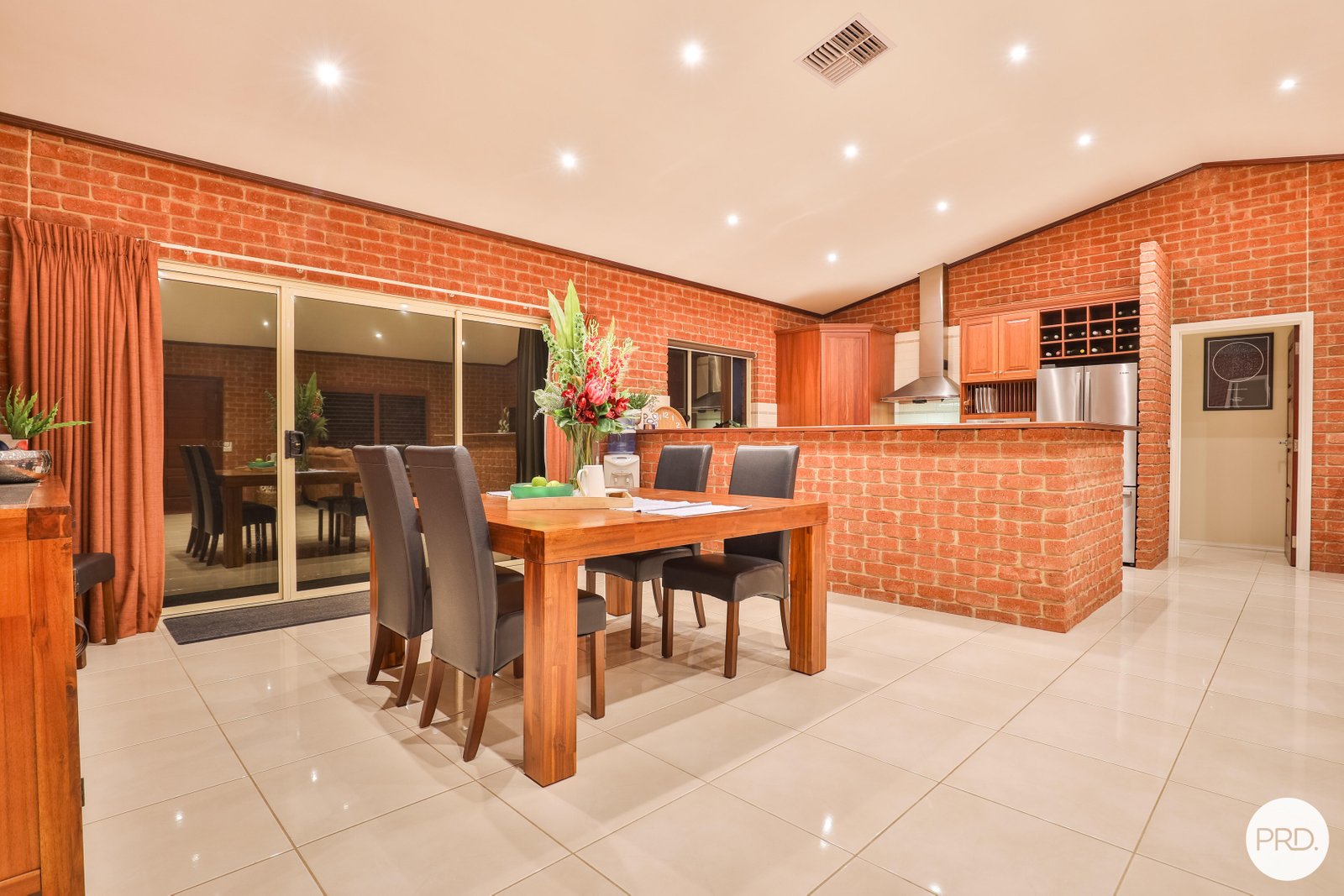 967 Cureton Avenue IRYMPLE 8