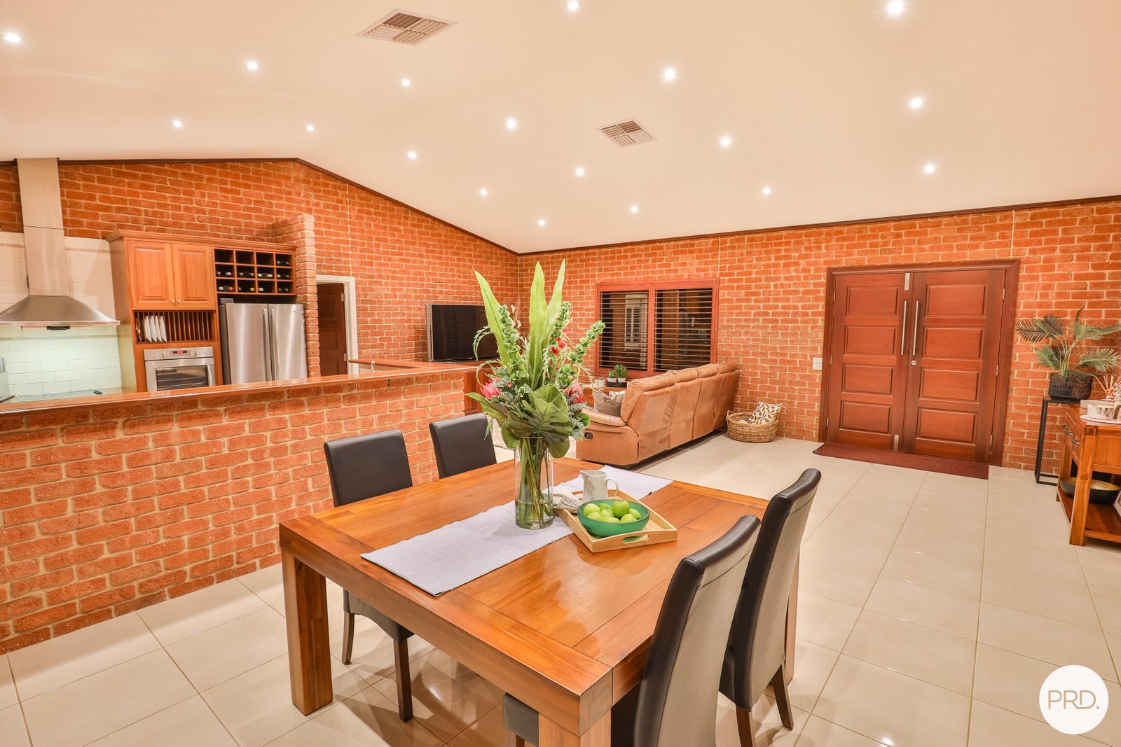 967 Cureton Avenue IRYMPLE 9