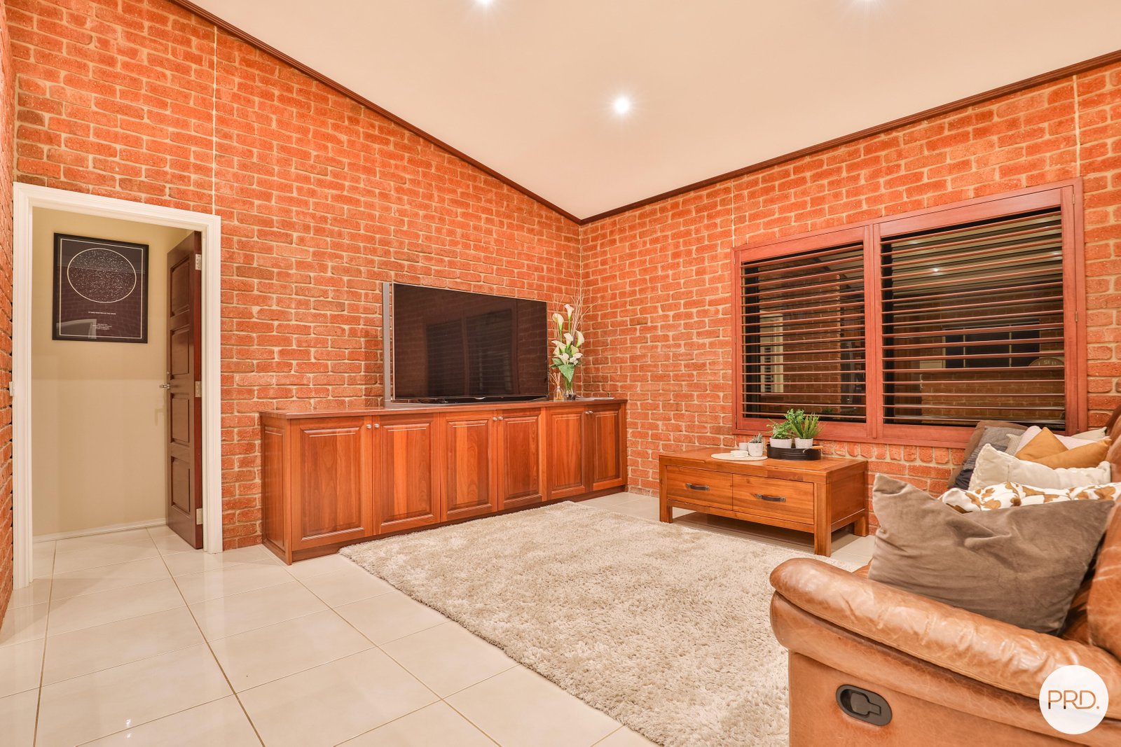 967 Cureton Avenue IRYMPLE 11