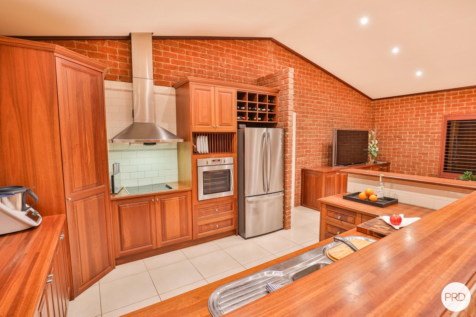 967 Cureton Avenue IRYMPLE 13