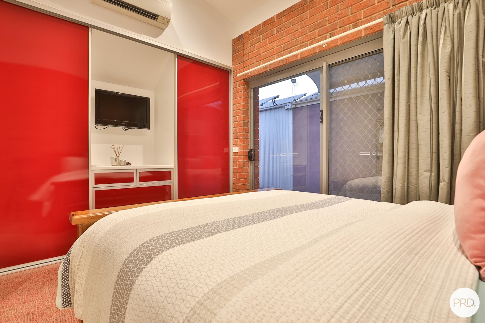 967 Cureton Avenue IRYMPLE 18