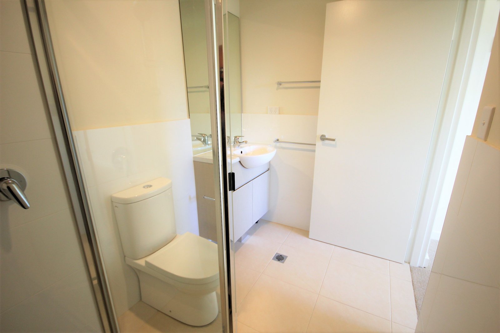 9/67 Newleaf Parade BONNYRIGG 7