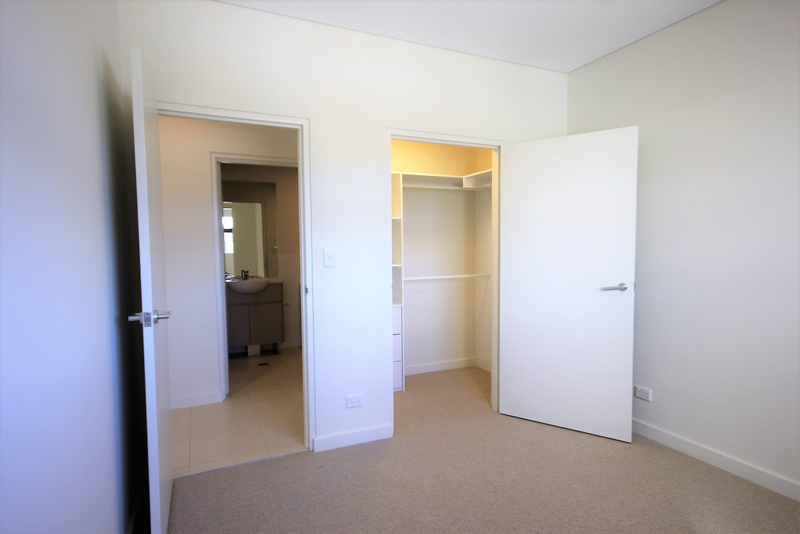 9/67 Newleaf Parade BONNYRIGG 8