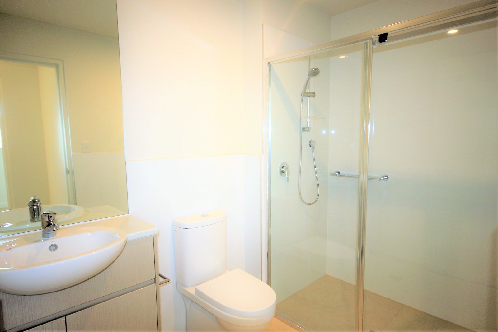 9/67 Newleaf Parade BONNYRIGG 9