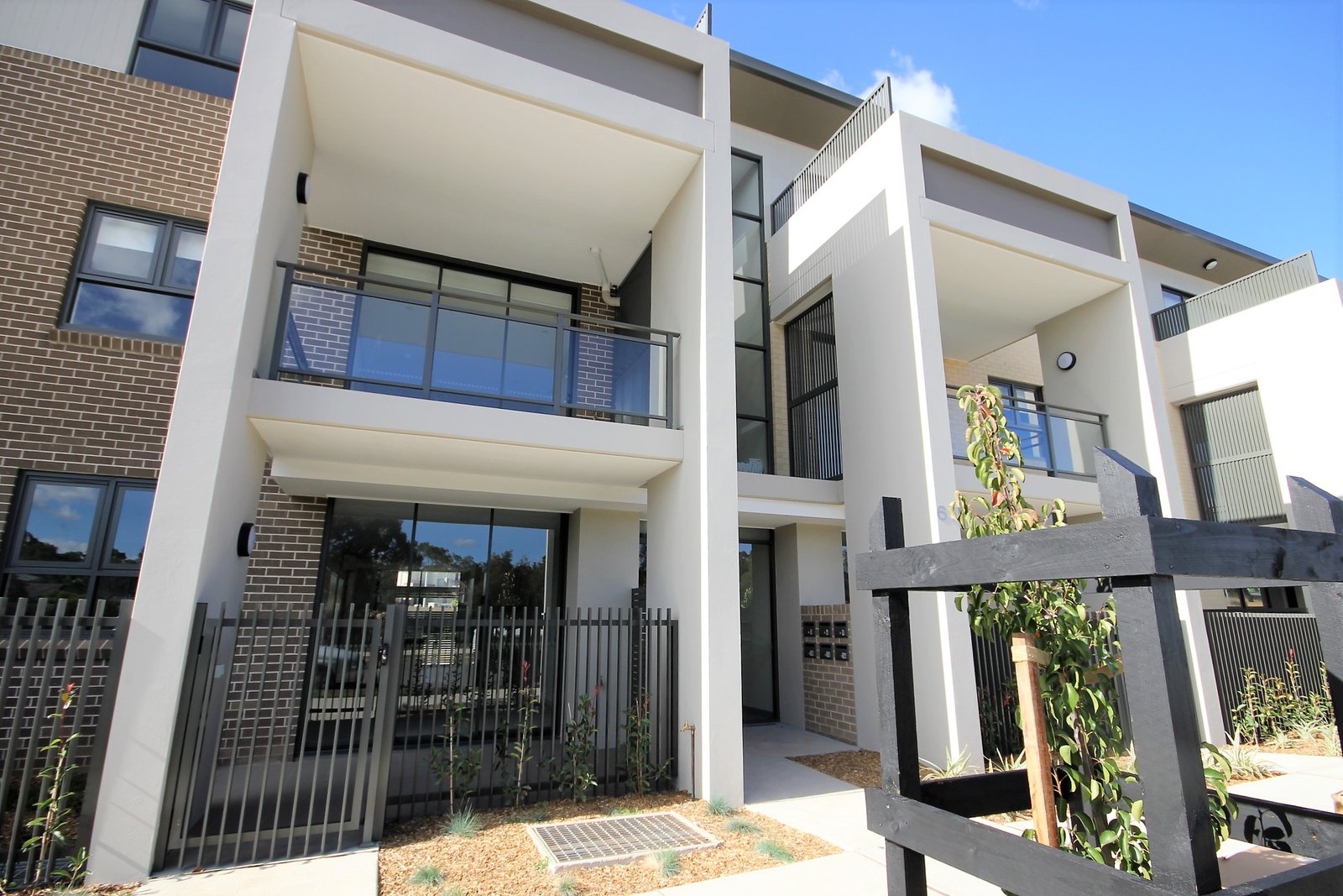 9/67 Newleaf Parade BONNYRIGG 11